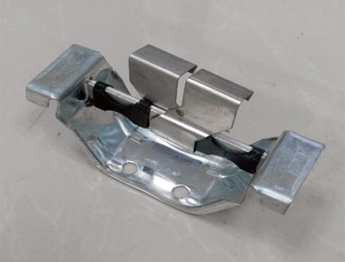 <b>鋼構(gòu)配件</b>